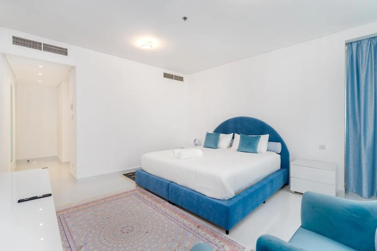 Stylish Apartment With Stunning View Dubai