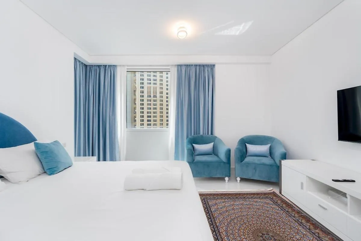 Stylish Apartment With Stunning View Dubai